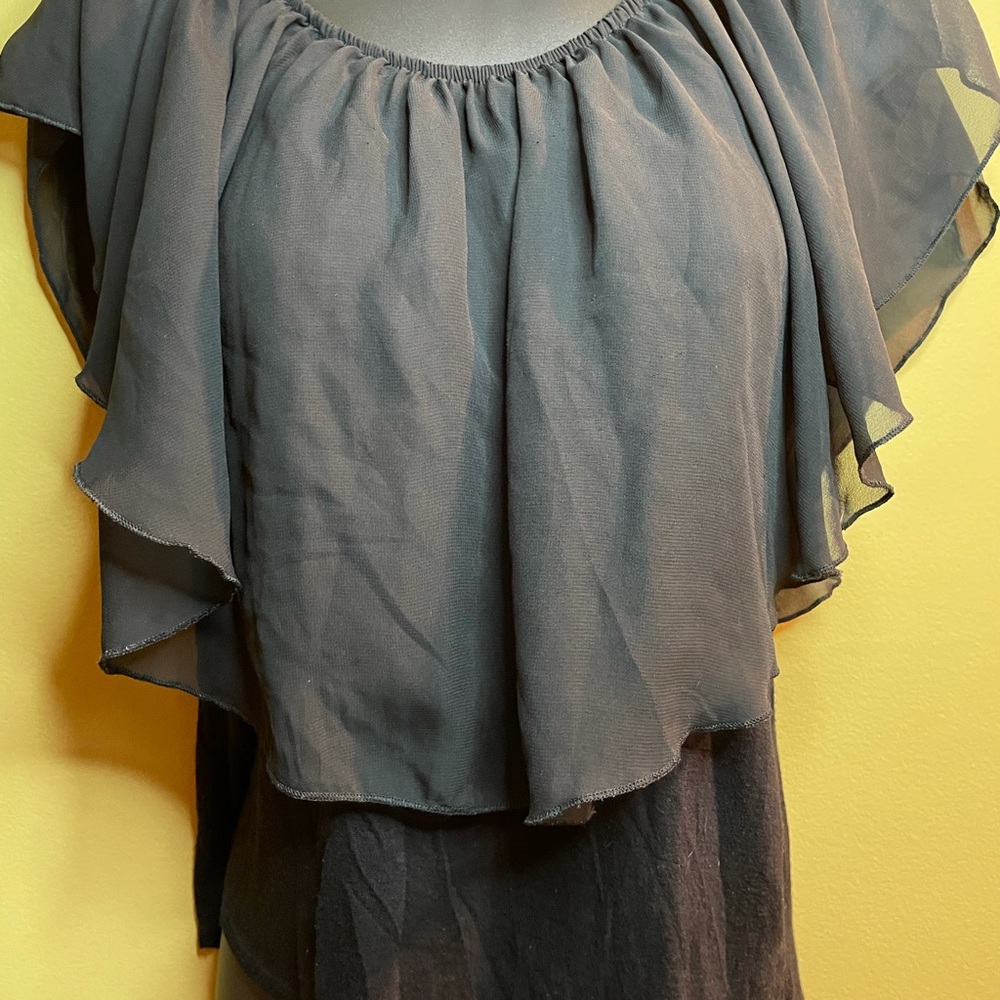 Charlotte Russe Ruffled Top - Picture 7 of 7